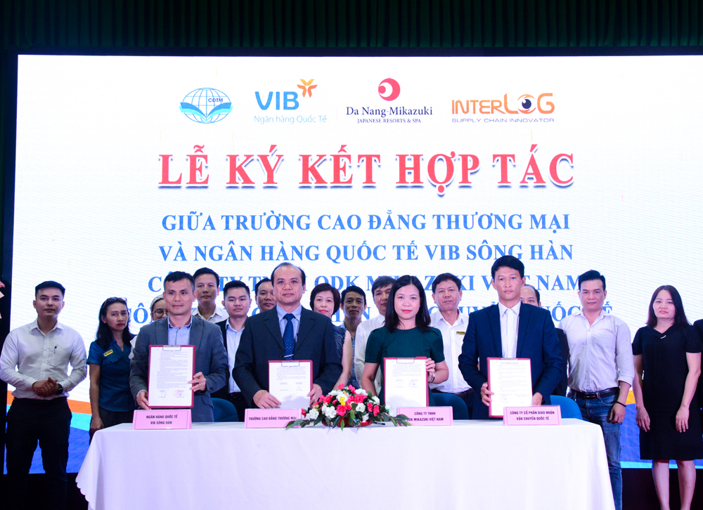 Trường Cao đẳng Thương mại ký kết hợp tác với VIB Sông Hàn, Mikazuki Việt Nam và Công ty Giao nhận Vận chuyển Quốc tế